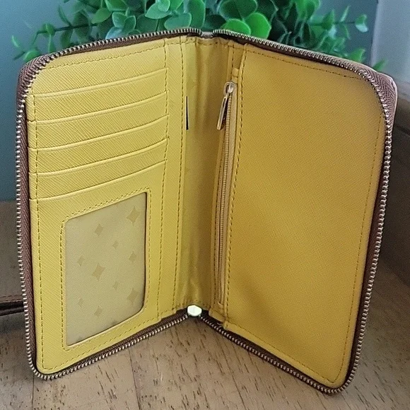 Fossil and Kate Spade Wallet Bundle - Picture 14 of 16